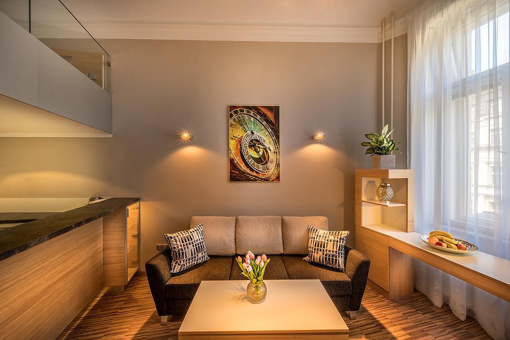 Stylish Apartment In Old Town Прага Екстериор снимка